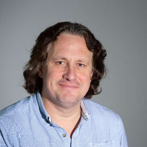 Portrait of Dr Jeremy Scott