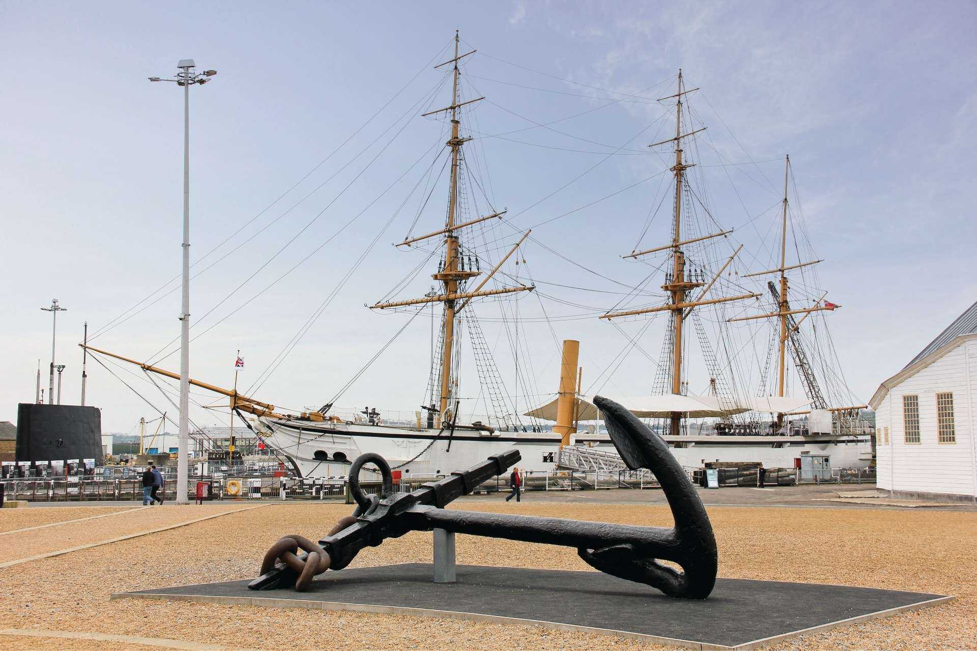Anchor and HMS Gannet at the Historic Dockyard