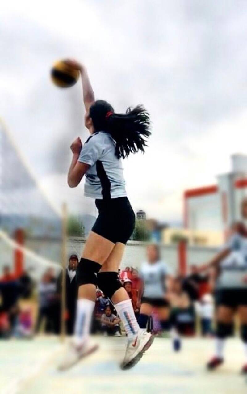 Daniela Camayo - Volleyball