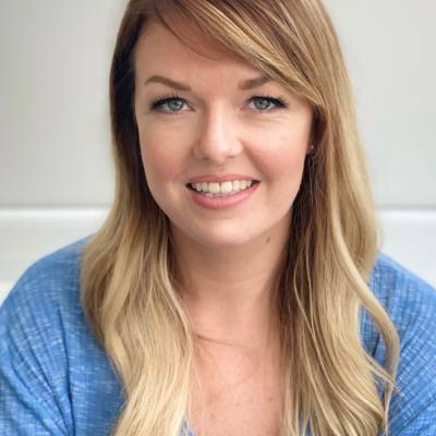 Portrait of Dr Kirsti Taylor 