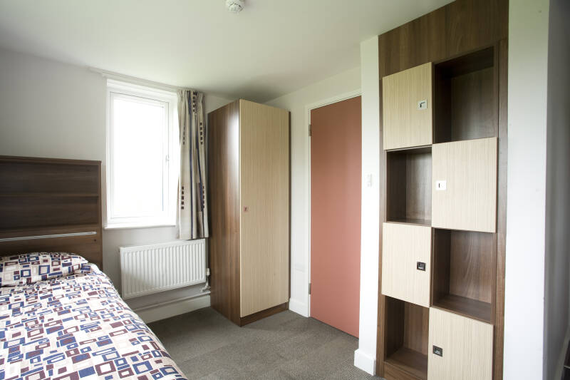 Becket Court single en-suite