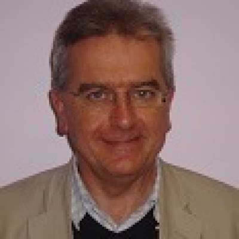  Andrew Newell