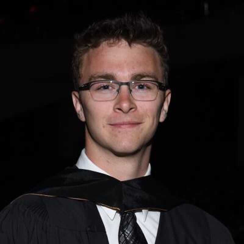  Dan Hallatt
