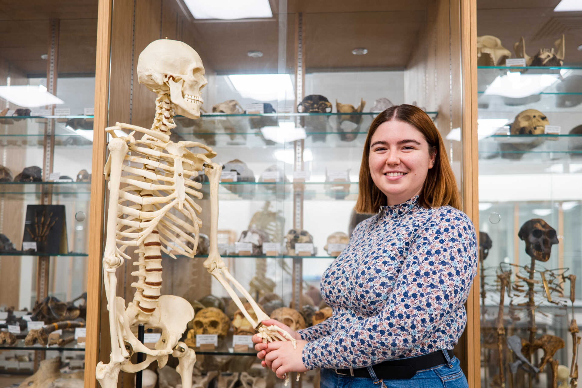 Human Biology Student Abbie Cushion in the Darwin lab