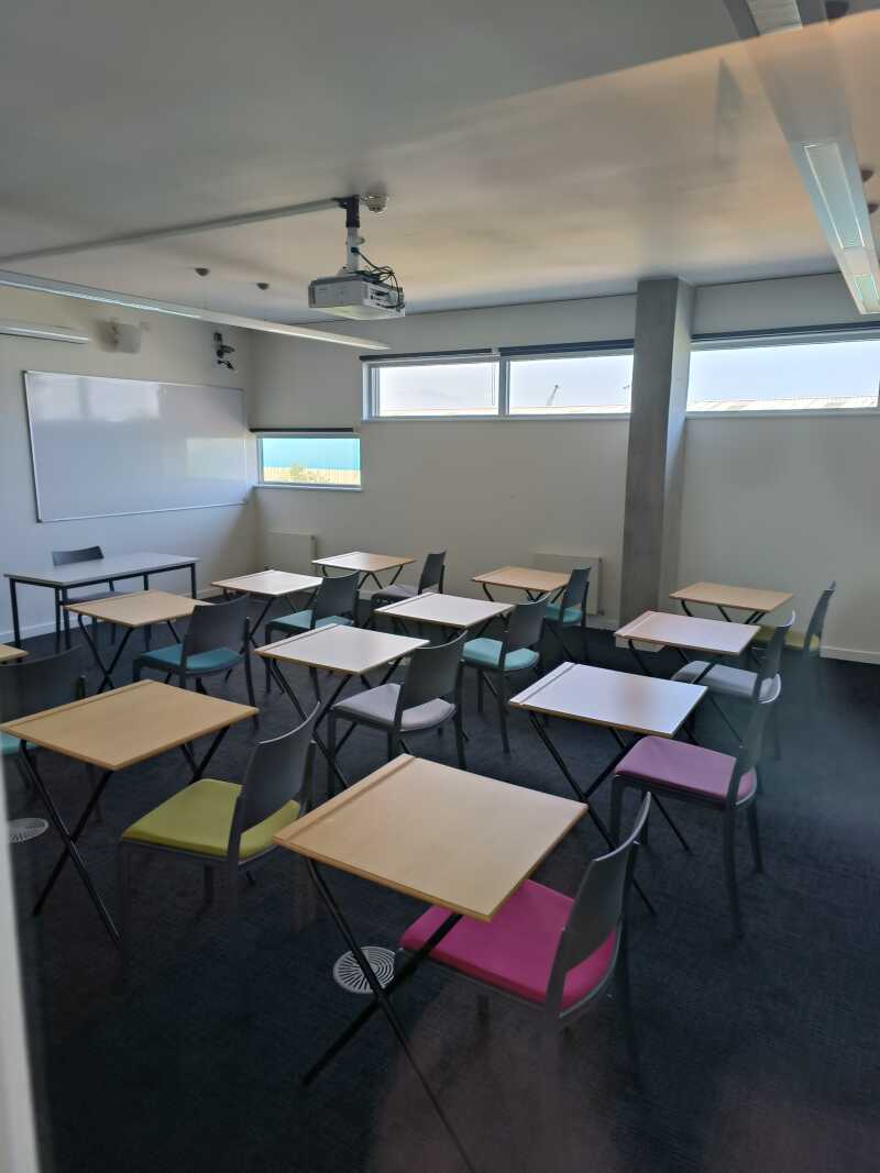 The set up of M2-04 - individual desks in rows