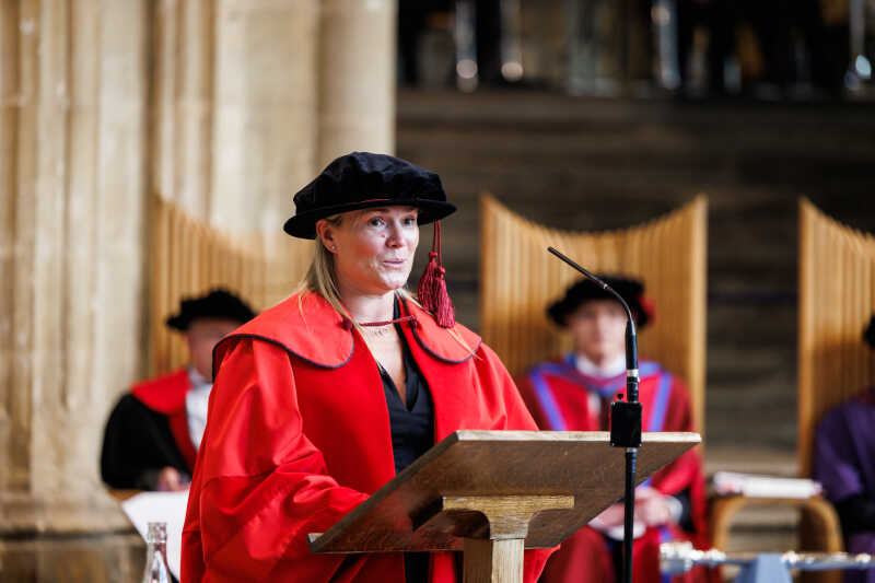 Rachael Burford addressing the congregation