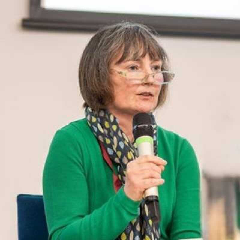Dr Tracey Varnava