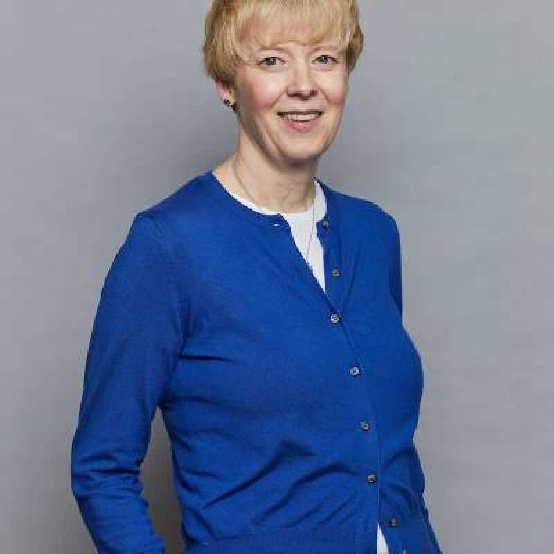  Nicola Berry