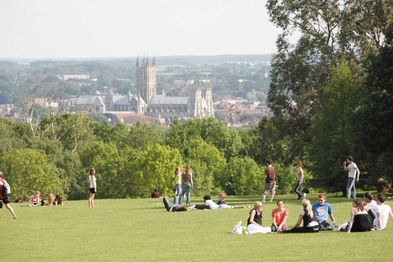 canterbury cathedral picnic