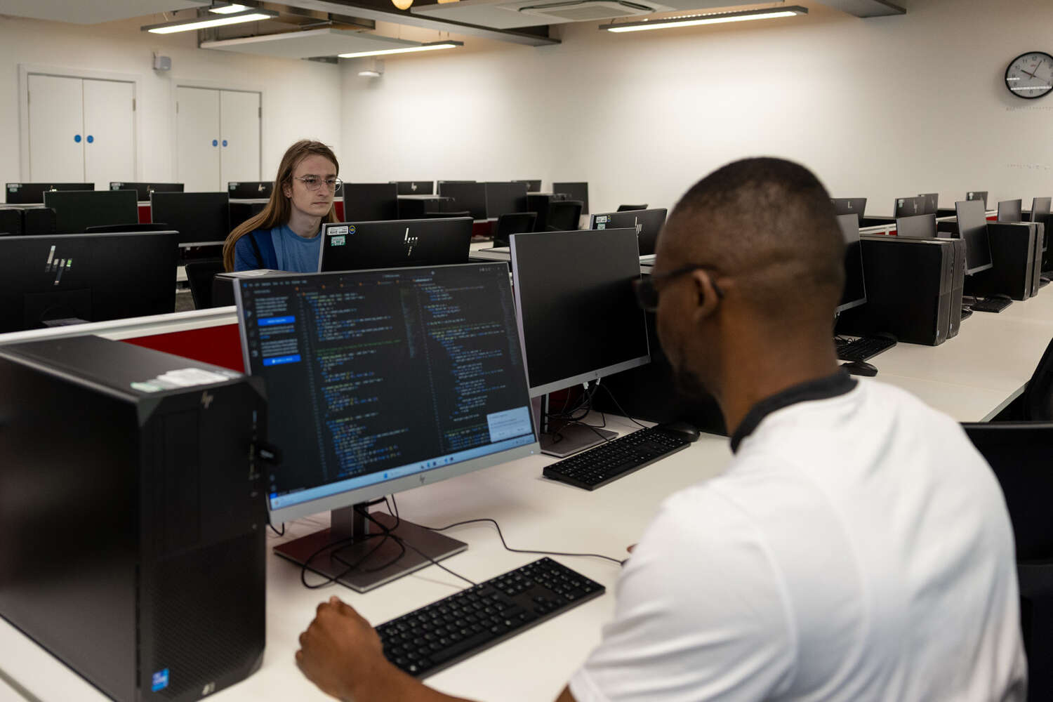 Business Information Technology - BSc (Hons) - Undergraduate courses ...