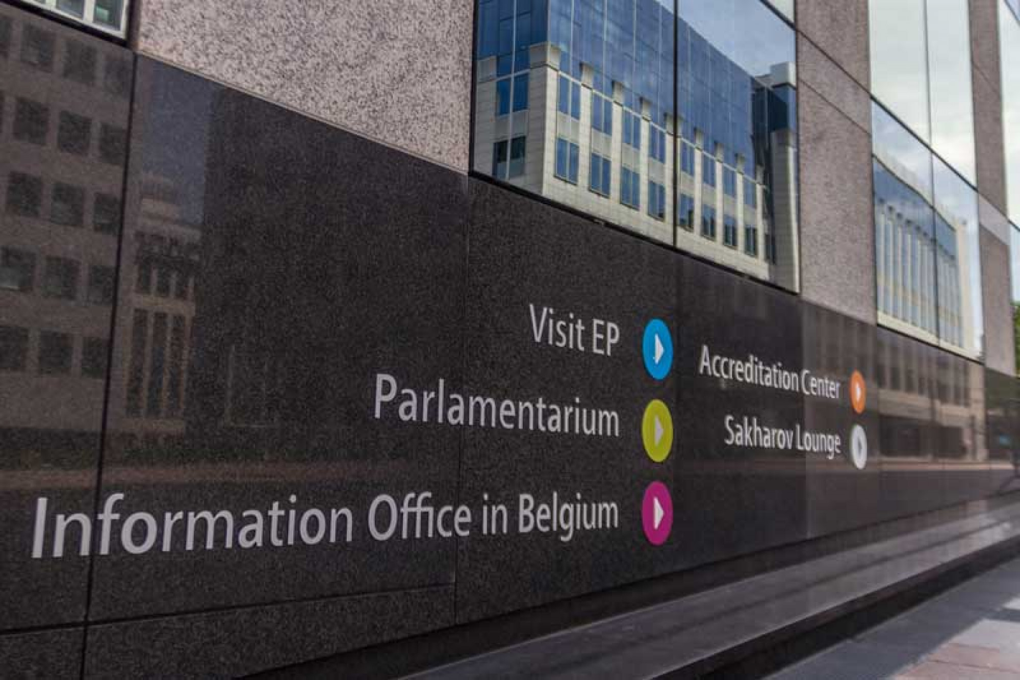 The Parlamentarium on the Esplanade of the European Parliament
